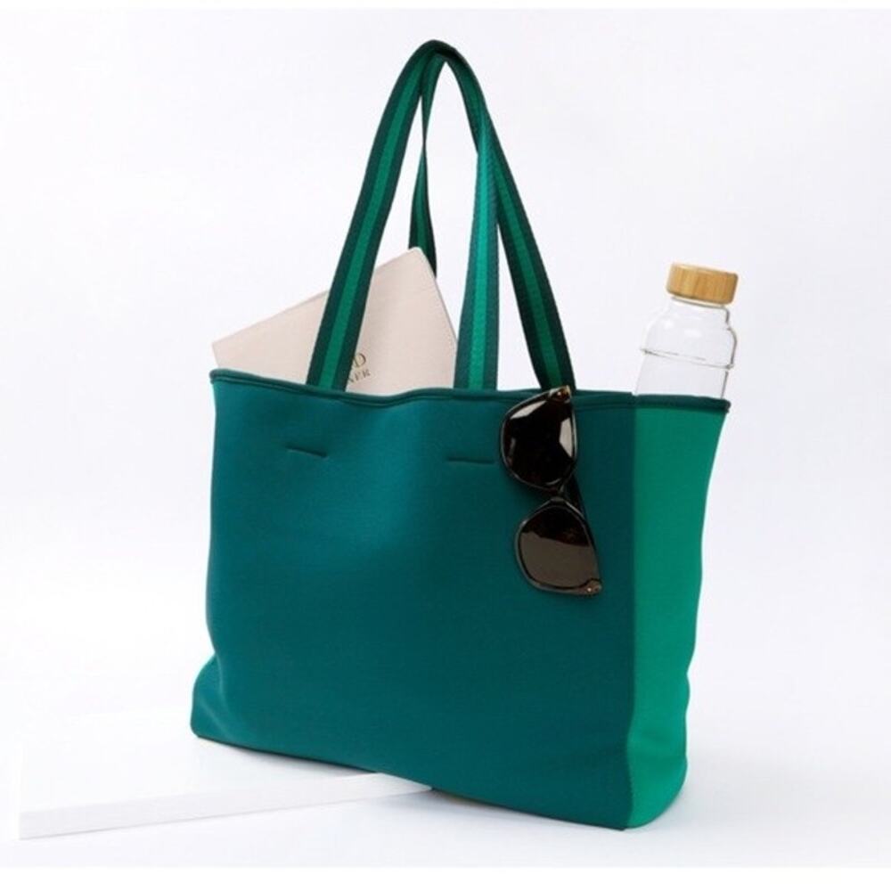 Green SUMMERSALT Neoprene Water Resistant Beach Tote Bag Carryall Summer Preppy